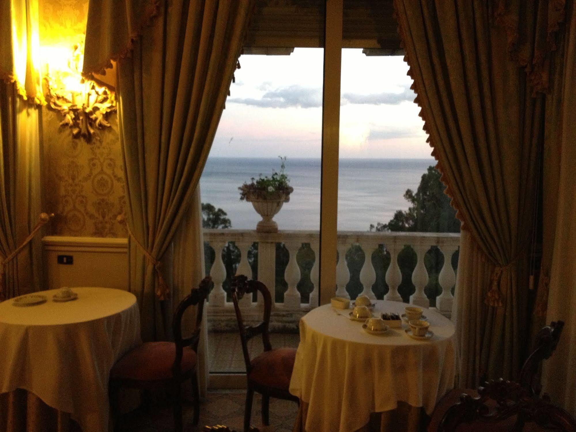 Hotel Villa Riis Taormina Exteriér fotografie